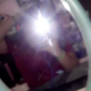 Meet your Posher, Makiya